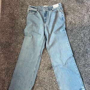 NEW! Abercrombie & Fitch High Rise 90's Relaxed Light Blue Jeans